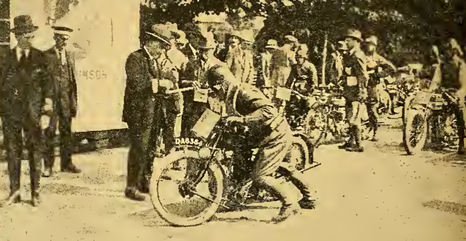 1922 TT DAVIES STARTS