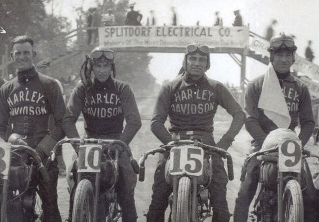 1900s US HARLEY 4 RACERS