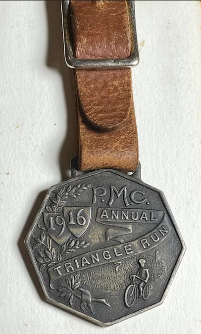 1916 BADGE