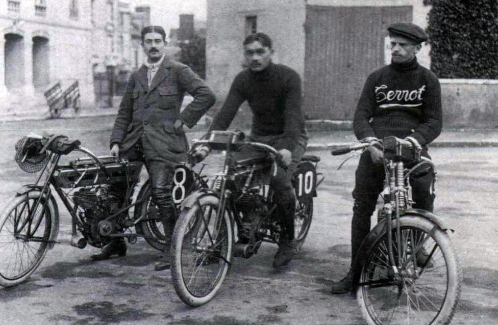 1900s TERROT RACERS