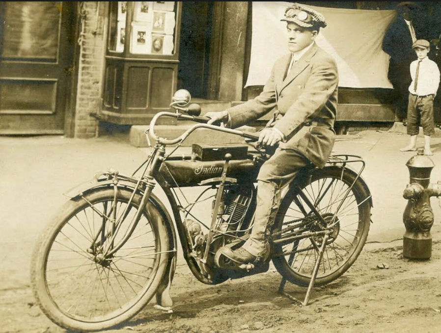1910s US INDIAN SINGLE DIRT STREET