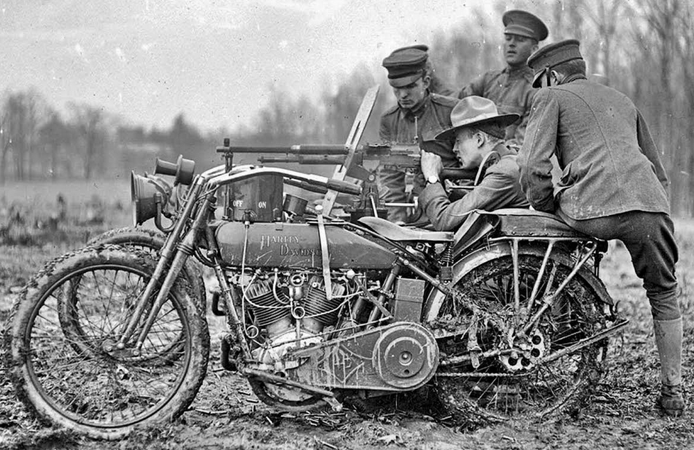 WW1 US MG SCAR IN MUD