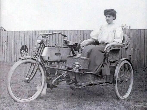 1908 KERRY 3HP DE LUXE