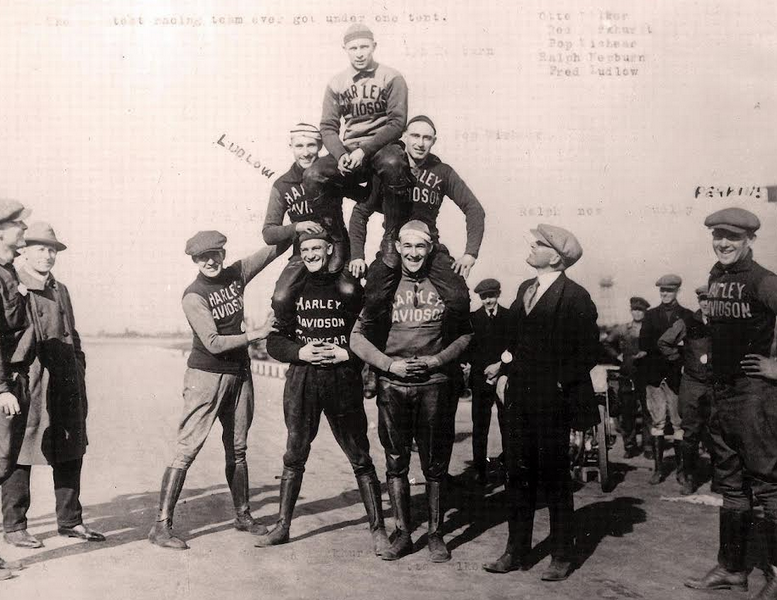 1910s HARLEY TEAM
