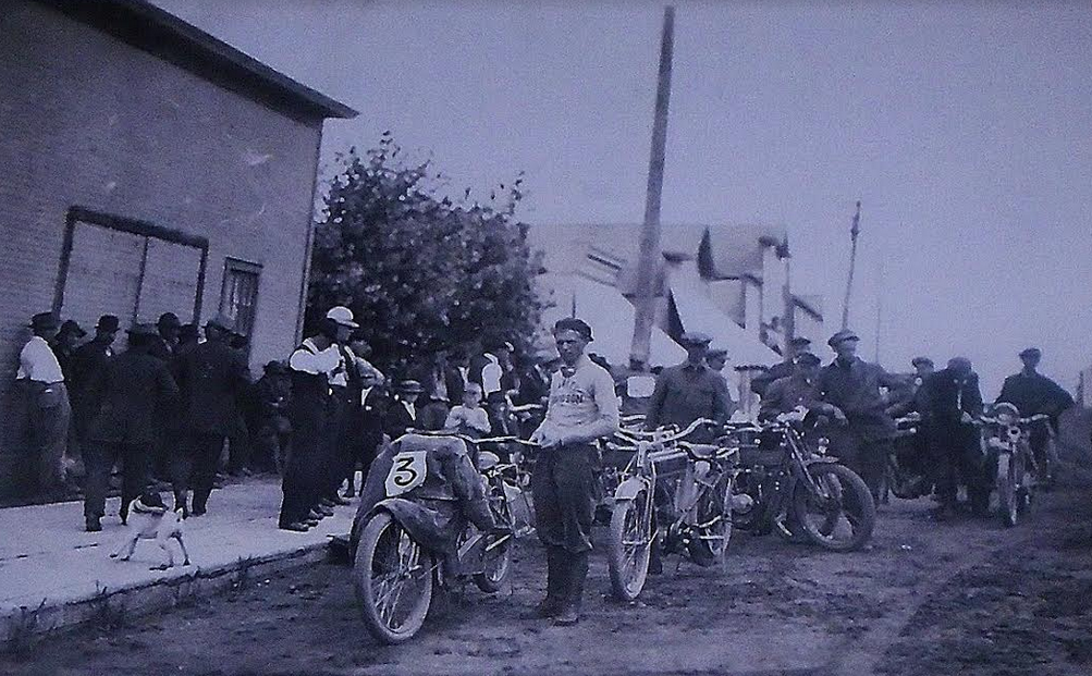 1920S DIRT RACE