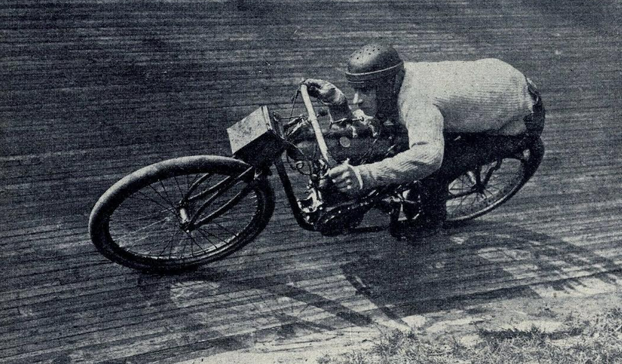 1906 CONTANT ON BUFFALO TRACK PARIS