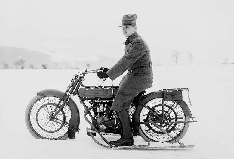 WW1 MOTOSACOCHE SKIS