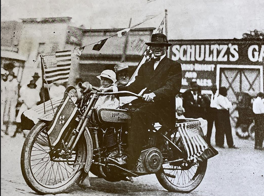 1910s HARLEY FLAGS