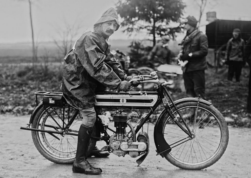 1912 CIRCUIT DE MELUN GABRIEL TRIUMPH
