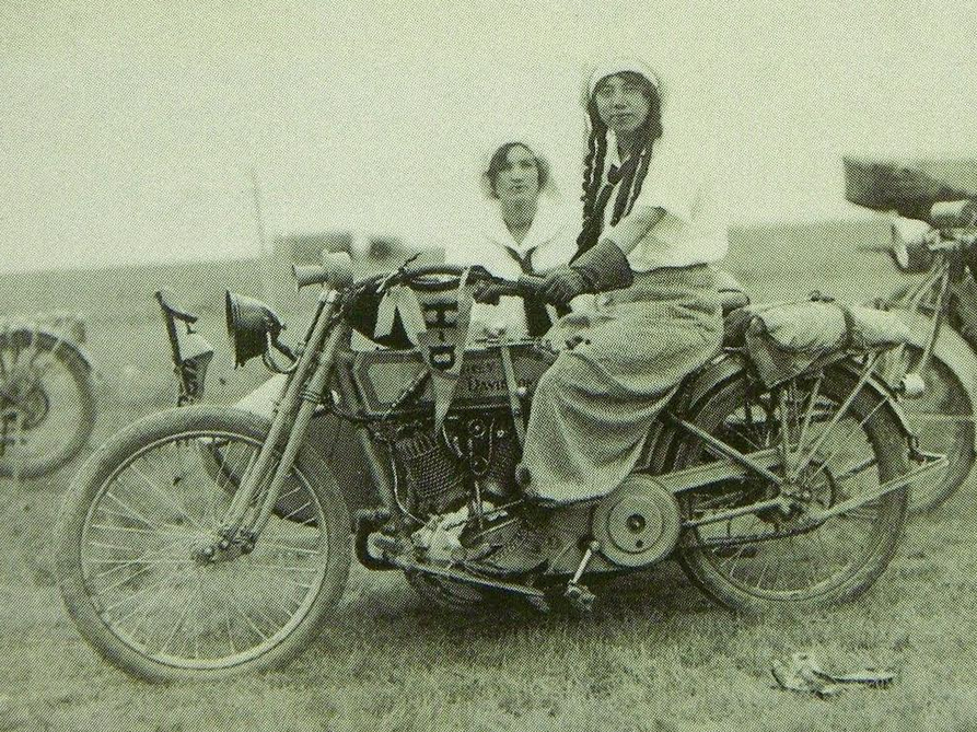 1915 HARLEY 'DODGE CITY'