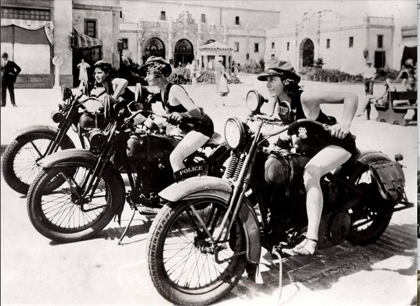 1927 BEACH COPS PHWOAR