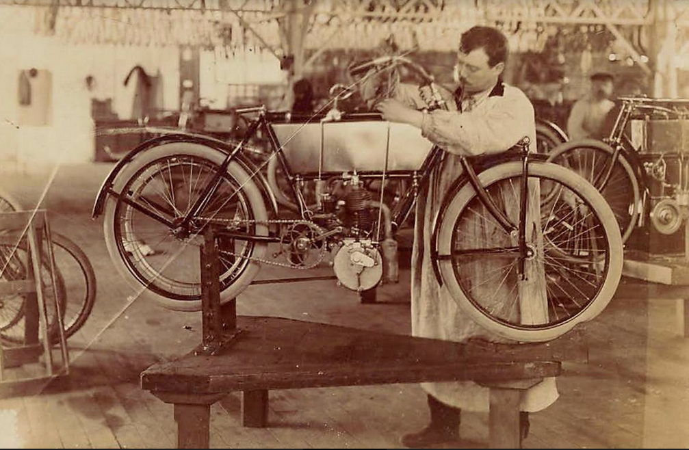 1905 PEUGEOT FACTORY