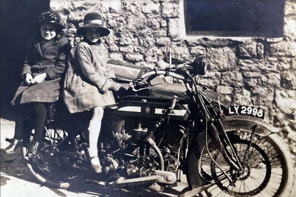 1920ish BEEZA 2 GIRLS