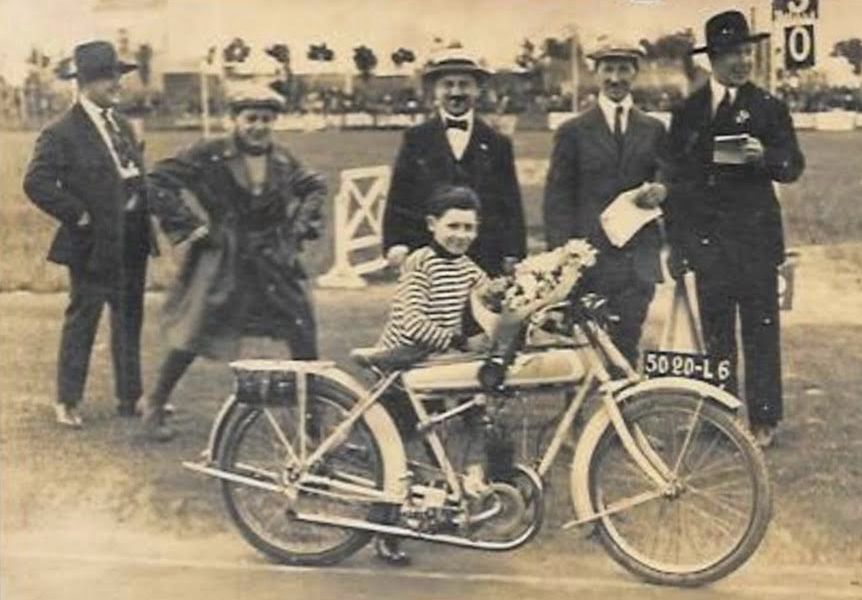 1920ish NIPPER RACER