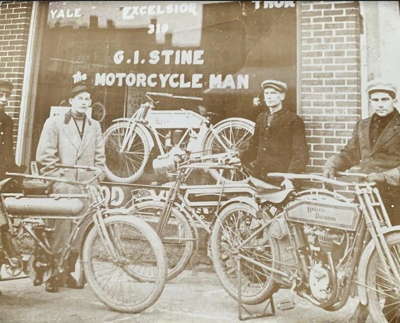 1920s HARLEYS AT SHOP