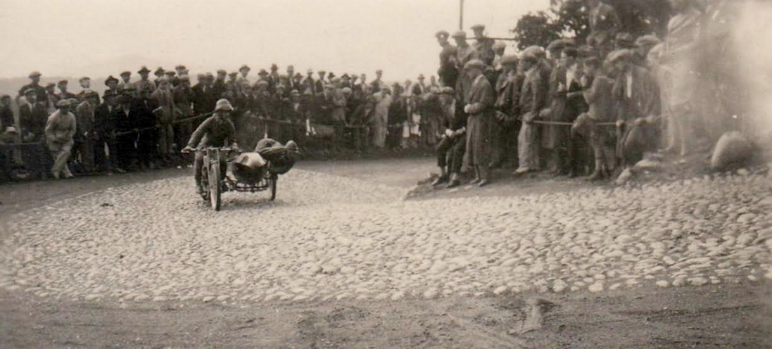 1920s COBBLED CORNER