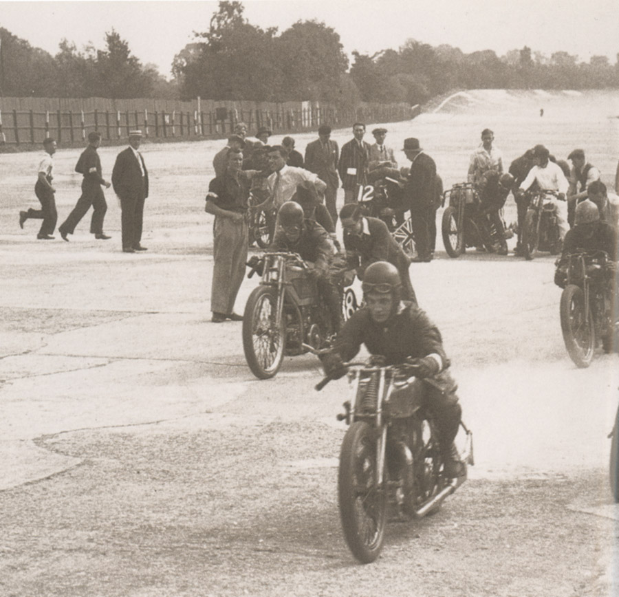 1933 EMPIRE BROOKLANDS