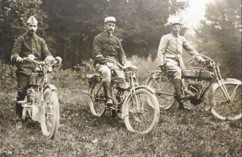 WW1 POILUS ON BIKES