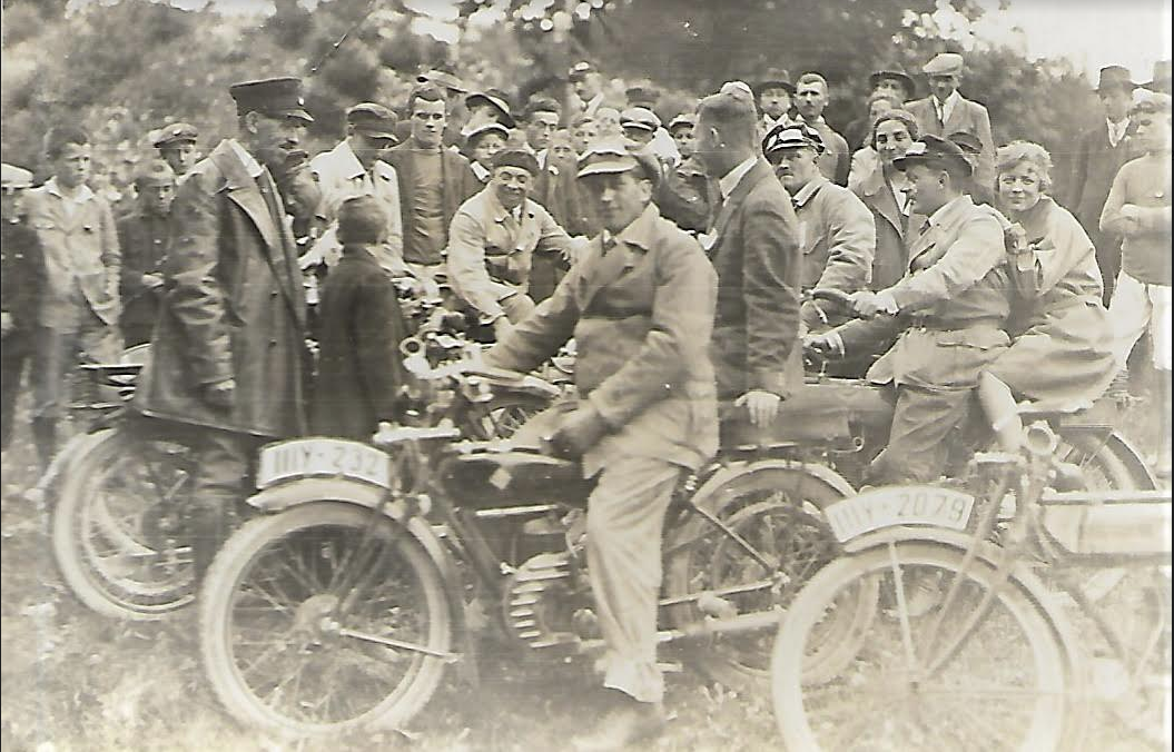 1920s GERMAN GATHERING