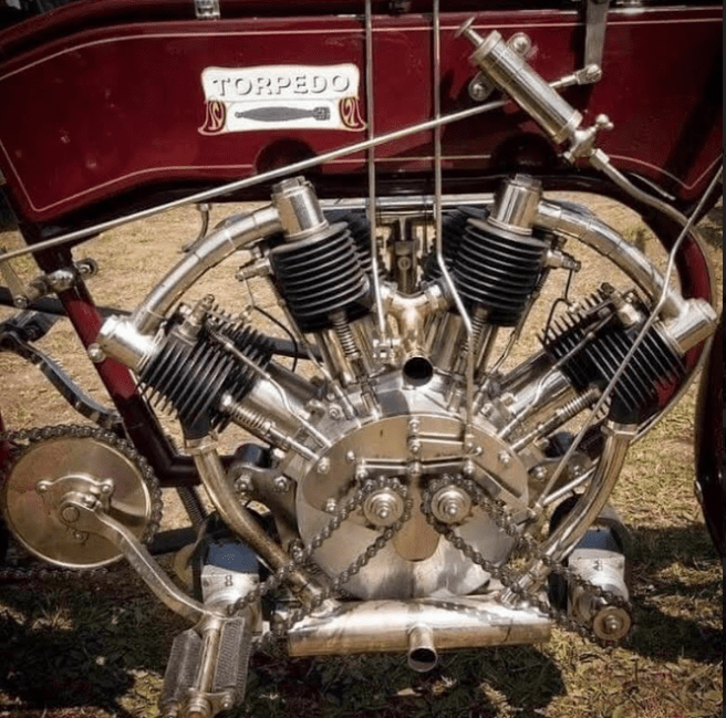 1909 TORPEDO V4 INLINE REPLICA