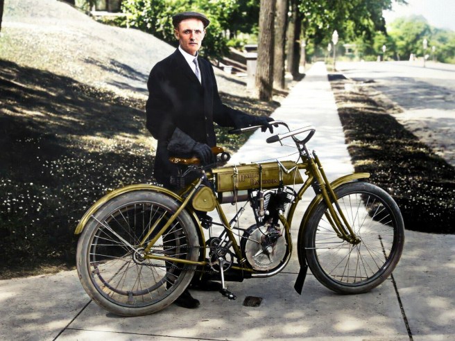 1903 HARLEY COLORISED