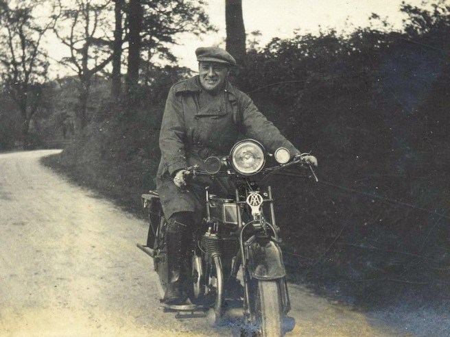 1920s BIKE INNA LANE