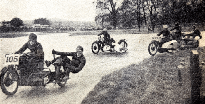 1938 DONINGTON RED GATE CORNER