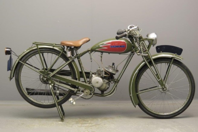 1938 HERCULES MF100