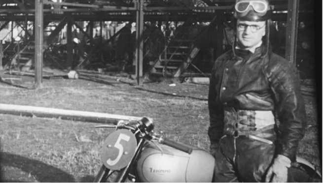 A-Z WILLOUGHBY+TRIUMPH