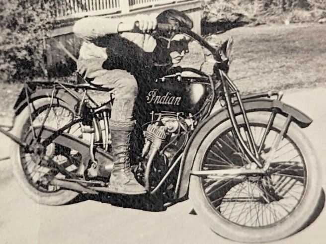 MELANGE INDIAN BOY RACER