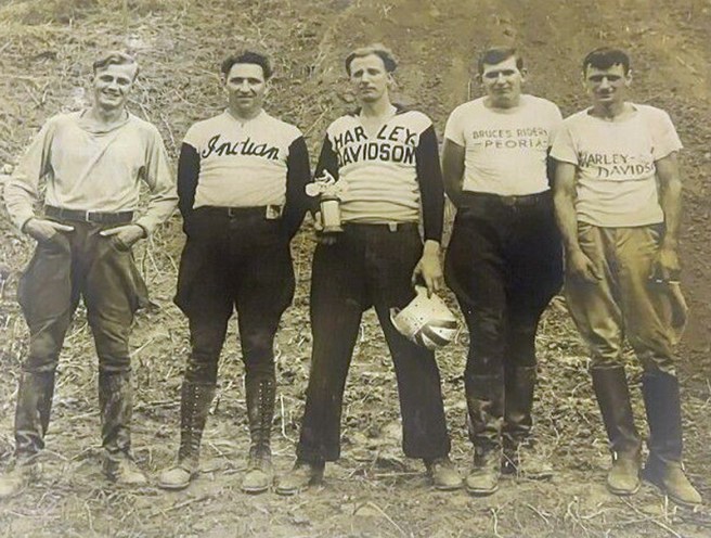 MELANGE YANK RIDERS 1942