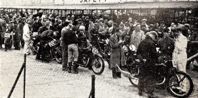 1939 BLANDS CUPDAY PADDOCK