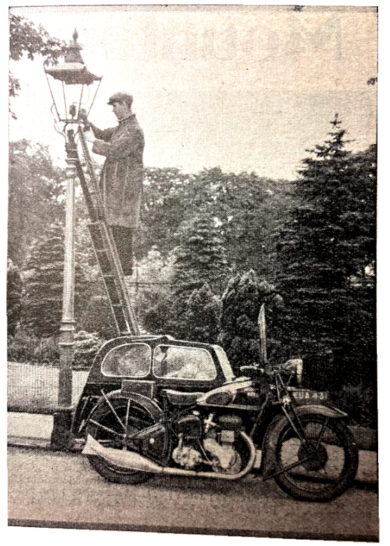 1939 LAMPLIGHTER COMBO