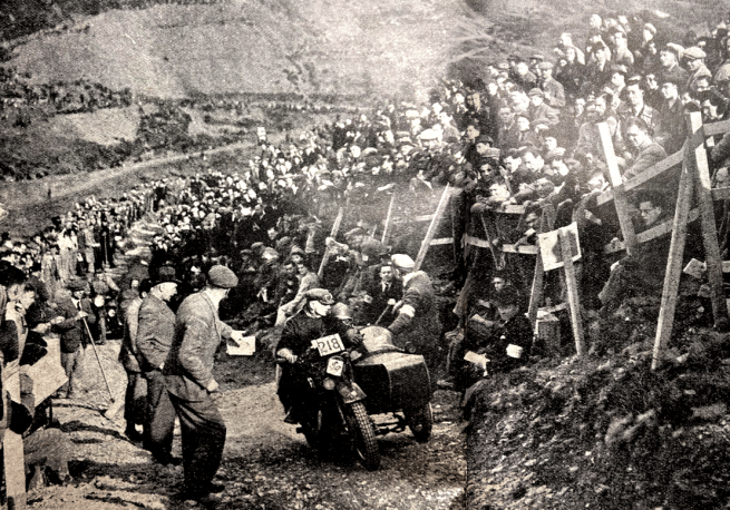 1939 LANDS END CROWD HILL
