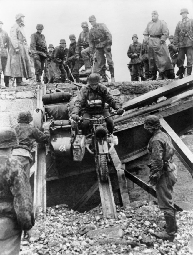 1941 JERRIES IN GREECE