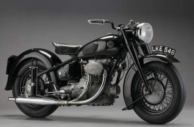 1947 Sunbeam S7's 5.00x16in tyres and shaft drive were part oif a high priced luxury spec.