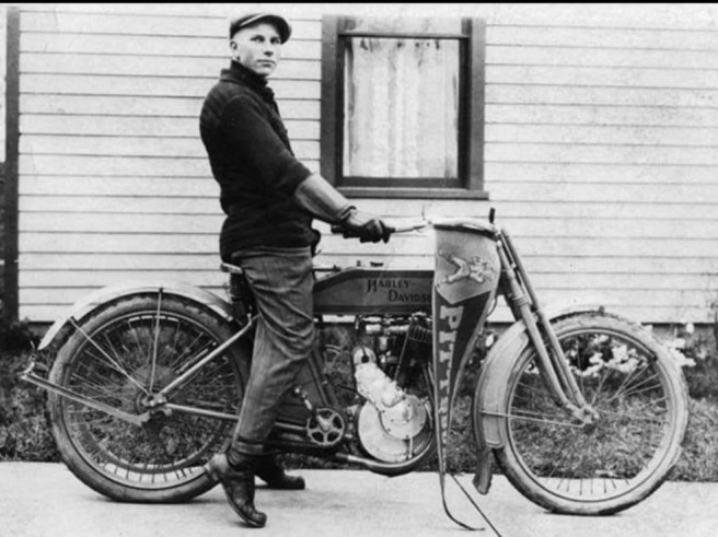 Pittsburg Pirates fan circa 1910.